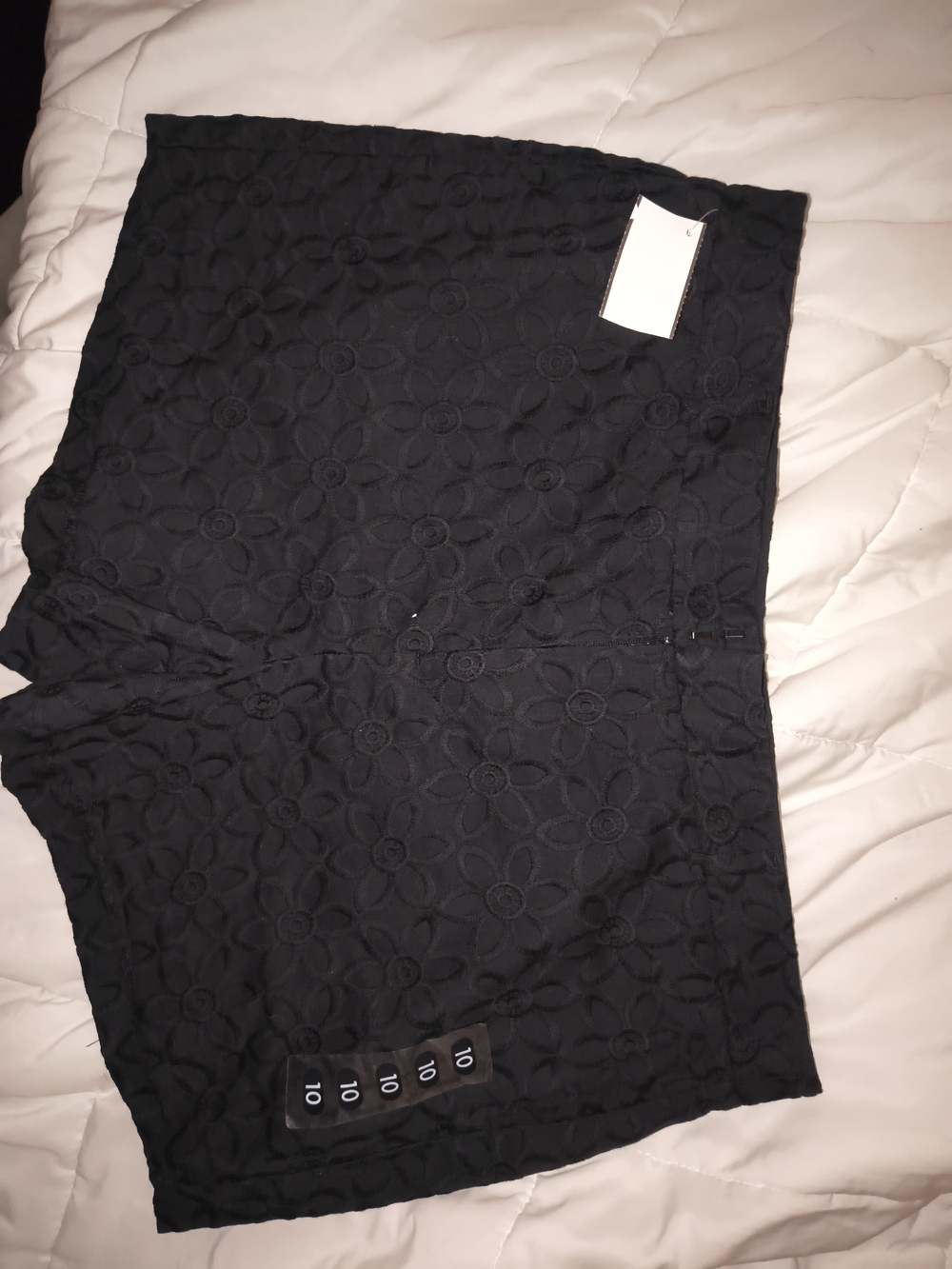 Elle Brand Black Floral Eyelet Women's Shorts